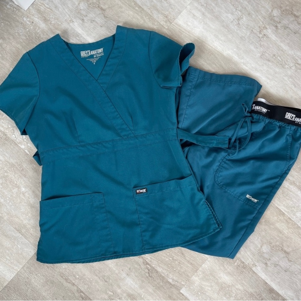 Greys Anatomy active scrub
